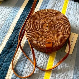 Women’s shoulder bag brand new never carried